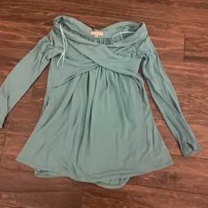 off the shoulder long sleeve top